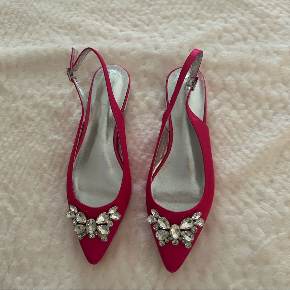 Elegant Pink Slingback Flats with Crystal Embellishments
